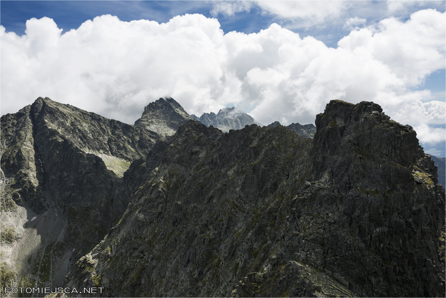 Czarnostawiańska Przełęcz Hińczowa Turnia Wołowy Grzbiet Tatry Wysokie Słowackie