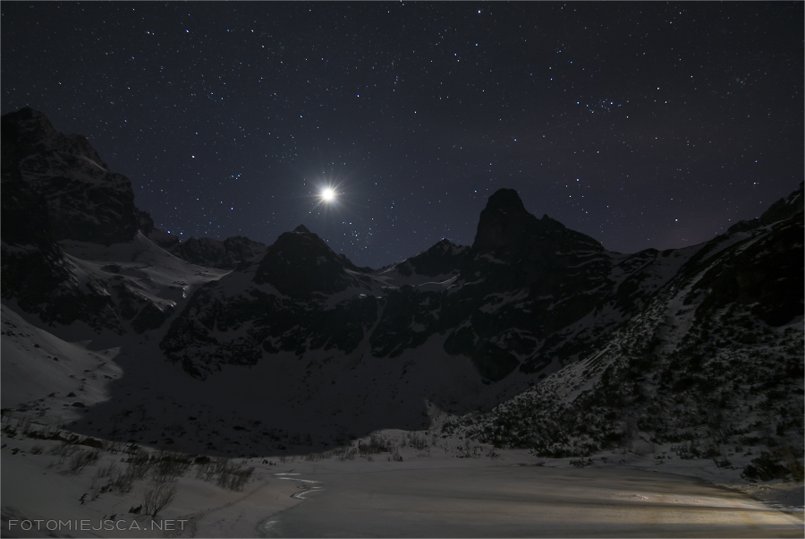 Tatry nocą Dolina Kieżmarska schronisko nad Zielonym Stawem Kieżmarskim