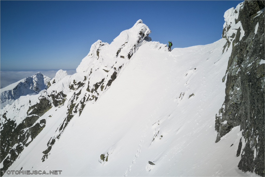 widok z Przełęczy pod Kogutkiem Tatry Wysokie zimą 