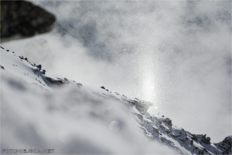 Diamentowy Pył Dolina Smocza Ciężki Szczyt Tatry Wysokie zimą