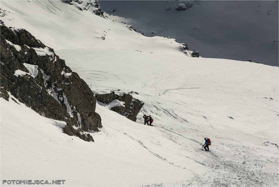 żleb w Wysokiej Wysoka Dolina Złomisk Tatry Wysokie zimą